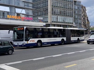 Bus 1153
7/12/2024 - Bus 1153 on route 25
Keywords: Geneva Public Transport Route 25;Bus;Mercedes-Benz