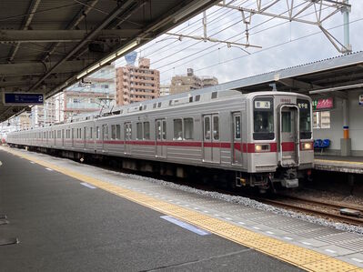 Train 16665
6/13/2024 - Train 16665 on the Tobu Skytree line
Keywords: Tobu Railway Skytree Line;Regional rail;Tobu