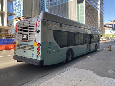 Bus 7321
4/10/2024 - Bus 7321 on the [url=https://transit.aznate.tech/phoenix/bus/sme/]SME RAPID[/url] route
Keywords: Valley Metro SME RAPID;Bus;New Flyer