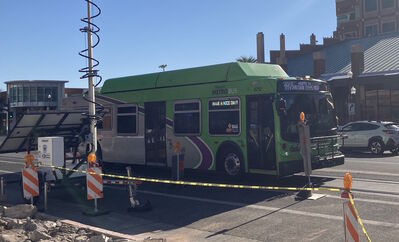 Bus 6712
9/4/2024 - Bus 6712 on [url=https://transit.aznate.tech/phoenix/bus/66/]route 66[/url]
Keywords: Valley Metro Route 66;Bus;New Flyer