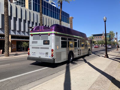 Bus 6782
9/5/2024 - Bus 6782 on [url=https://transit.aznate.tech/phoenix/bus/30/]route 30[/url]
Keywords: Valley Metro Route 30;Bus;Gillig