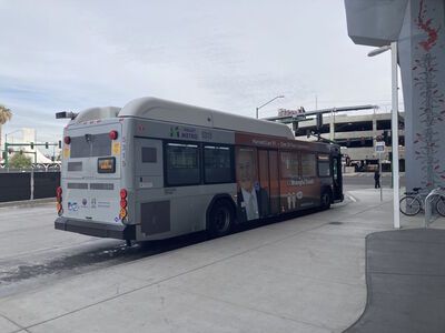 Bus 5315
11/27/2024 - Bus 5315 on [url=https://transit.aznate.tech/phoenix/bus/27/]route 27[/url]
Keywords: Valley Metro Route 27;Bus;Gillig