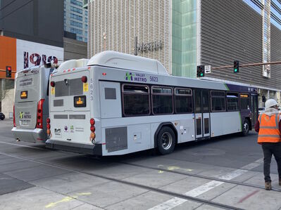 Bus 5623
3/3/2025 - Bus 5623 on [url=https://transit.aznate.tech/phoenix/bus/3/]route 3[/url]
Keywords: Valley Metro Route 3;Bus;Gillig