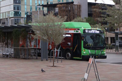 Bus 6694
3/13/2025 - Bus 6694 on [url=https://transit.aznate.tech/phoenix/bus/66/]route 66[/url]
Keywords: Valley Metro Route 66;Bus;New Flyer