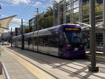 Train 131
1/28/2025 - Train 131 on the [url=https://transit.aznate.tech/phoenix/rail/]Light Rail[/url] route Eastbound
Keywords: Valley Metro Rail;Light Rail;Kinki Sharyo