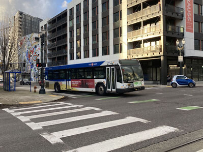 Bus 3208
12/30/2024 - Bus 3208 on route 19
Keywords: TriMet Route 19;Bus;Gillig