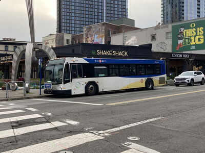 Bus 3210
12/31/2024 - Bus 3210 on route 20
Keywords: TriMet Route 20;Bus;Gillig