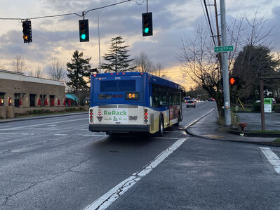 Bus 3208
1/3/2025 - Bus 3208 on route 54
Keywords: TriMet Route 54;Bus;Gillig