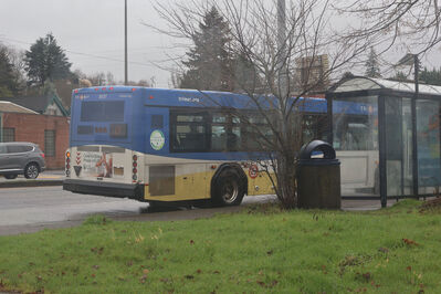 Bus 3537
1/3/2025 - Bus 3537 on route 17
Keywords: TriMet Route 17;Bus;Gillig