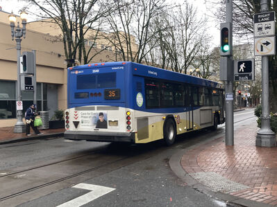 Bus 3540
1/1/2025 - Bus 3540 on route 35
Keywords: TriMet Route 35;Bus;Gillig