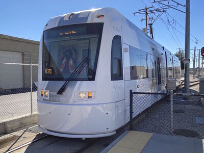 Train 1146
10/5/2023 - Train 1146 on the TRAX S-Line
Keywords: UTA TRAX S-Line;Streetcar;Siemens