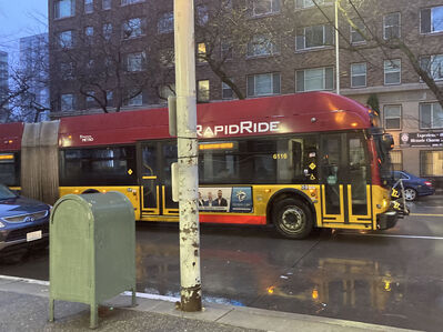 Bus 6116
1/5/2025 - Bus 6116 on the RapidRide D Line
Keywords: King County Metro RapidRide D Line;Bus;BRT;New Flyer