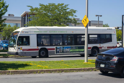 Bus 22120
8/5/2026 - Bus 22120 on route 32
Keywords: Réseau de transport de Longueuil Route 32;Bus;Nova Bus