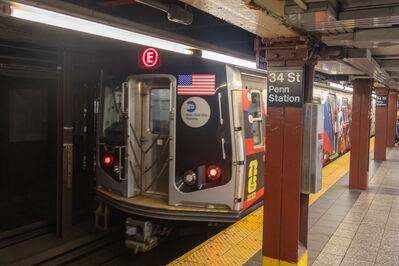 Train 9913
8/7/2026 - Train 9913 on the E Line
Keywords: MTA Subway E Line;Metro;Kawasaki