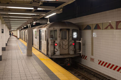 Train 1949
8/7/2026 - Train 1949 on the Grand Central Shuttle line
Keywords: MTA Subway Grand Central Shuttle;Metro;Bombardier