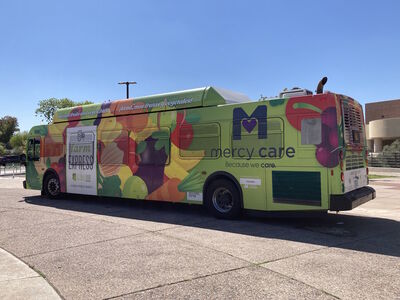 Bus 6601
4/2/2024 - Bus 6601 being used as a mobile produce market
Keywords: Valley Metro;Bus;New Flyer;Retired vehicles