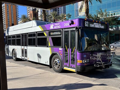 Bus 2404
11/25/2025 - Bus 2404 on [url=https://transit.aznate.tech/phoenix/bus/62/]route 62[/url]
Keywords: Valley Metro Route 62;Bus;Gillig