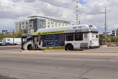 Bus 5137
4/4/2025 - Bus 5137 on [url=https://transit.aznate.tech/phoenix/bus/32/]route 32[/url]
Keywords: Valley Metro Route 32;Bus;Gillig