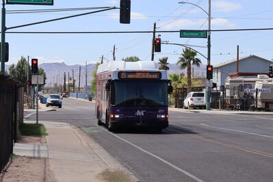 Bus 5217
4/18/2025 - Bus 5217 on [url=https://transit.aznate.tech/phoenix/bus/15/]route 15[/url]
Keywords: Valley Metro Route 15;Bus;Gillig