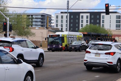 Bus 5230
6/2/2025 - Bus 5230 on [url=https://transit.aznate.tech/phoenix/bus/50/]route 50[/url]
Keywords: Valley Metro Route 50;Bus;Gillig
