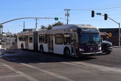 Bus 8105
8/4/2025 - Bus 8105 on [url=https://transit.aznate.tech/phoenix/bus/59/]route 59[/url]
Keywords: Valley Metro Route 59;Bus;New Flyer