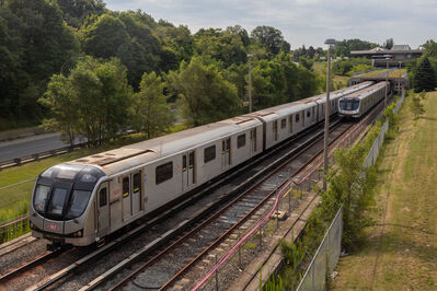 Train 5631
7/26/2026 - Train 5631 on Line 1
Keywords: Toronto Transit Commission Line 1;Metro;Bombardier
