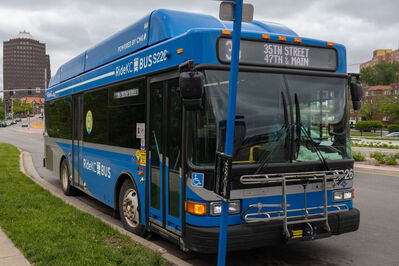 Bus S226
4/28/2026 - Bus S226 on route 35
Keywords: RideKC Route 35;Bus;Gillig
